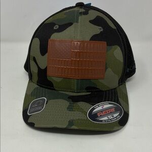 Columbia Columbia Rugged Outdoor Mesh Hat Caps Stone Green Mod Camo/Tree Flag